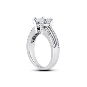 Anillo de platino con diamantes extraídos en tierra corte redondo H/SI2 3,31 ctw certificado - Imagen 1 de 6