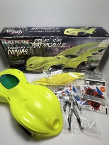 Night Star Batmobile Batman Knight Force Ninjas Hasbro 1998 mit Actionfigur - Bild 1 von 23