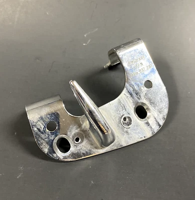 91-98 Audi 80 B4 Cabriolet Soporte de alineación de puerta delantera izquierda 8G0 837 281 OEM Foto 1 de 4