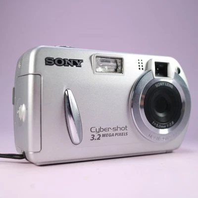 Sony Digital Camera Cybershot DSC-P32 3.2MP Silver Tested - Image 1 of 4