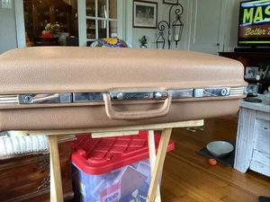 Vintage Samsonite Suitcase Peach Color Used - Picture 1 of 6