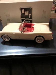 AMT Ertl 1953 Chevrolet Corvette Convertible Promo Car Model Polo White 8732 - Picture 1 of 5
