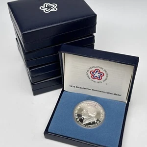 1976 Bicentennial Commemorative Medal .925 Silver Declaration of Independence - Picture 1 of 3