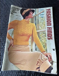 Coats & Clark's Book 212 Knit Crochet Fashion Finds 1971 First Edition Singlets - Picture 1 of 3