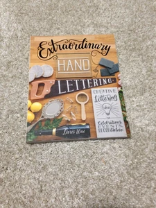 AUSSERGEWÖHNLICHES HANDLETTERING DORIS WAI TASCHENBUCH - Bild 1 von 7