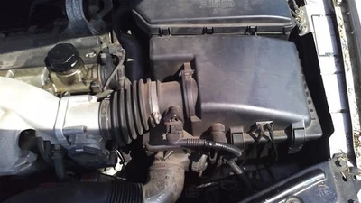 Air Cleaner 6 Cylinder Without Turbo Fits 99-04 VOLVO 80 SERIES 29495862 - Image 1 of 4