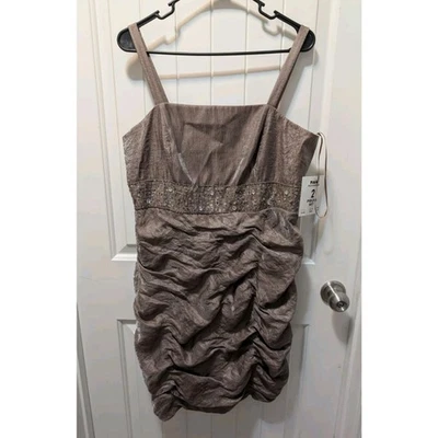 Vestido R&M Richards Adornado Acanalado Para Mujer 14P Pequeño Champagne Cuentas Lentejuelas Foto 1 de 4