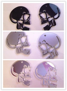 coppia teschi in resina per creare orecchini misura 5x4,5 cm - Imagen 1 de 1