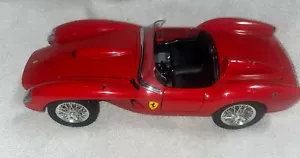 Burago 1/18 Scale Diecast - 3007 1957 Ferrari 250 Testarossa Red Black seats - Picture 1 of 10