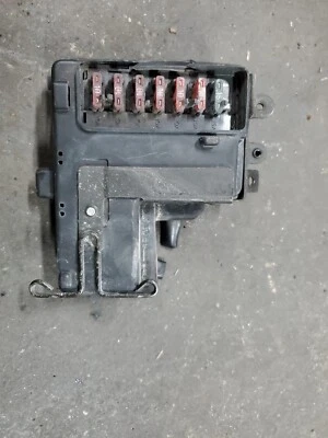 Honda VT700 VT 700 C 1986 1887 caja de fusibles sombra caja de fusibles relé caja de conexiones Foto 1 de 4