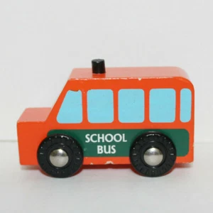 Autobús escolar de juguete naranja de madera - Imagen 1 de 9