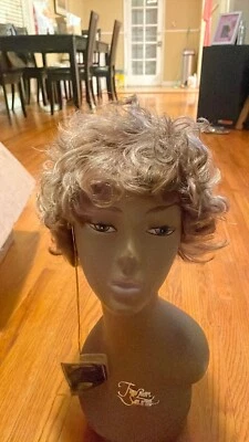 aspen human hair wig was on display but never worn color 10/16 style CH 25/rose - Image 1 of 4