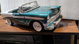 VINTAGE 1956 Green Chevy Bel Air Convertible 1:18 Road Legends NICE CAR 🚗 - Picture 1 of 9