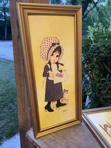 2 Stampe Vintage Ward Big Eye Ragazza con Gatto Legno Wall Art Colorate Anni 70 �� - Foto 1 di 10