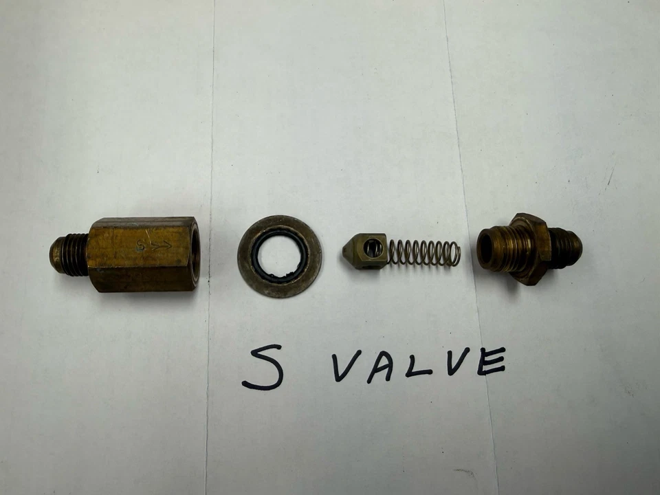 Válvula S de desvio de injeção de combustível Hilborn - Imagem 1 de 1