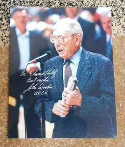 8 x 10 John Wooden UCLA autograph Color photo For Edward Holtz signed in Sharpie - Picture 1 of 3