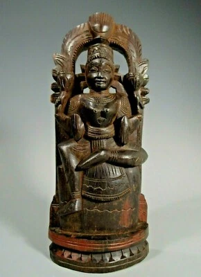 Estatua de madera hindú o budista del norte de la India de una deidad aprox. siglo XX Foto 1 de 4