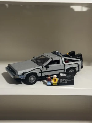 LEGO Icons: Back to the Future Time Machine (10300) USED Complete - Image 1 of 4