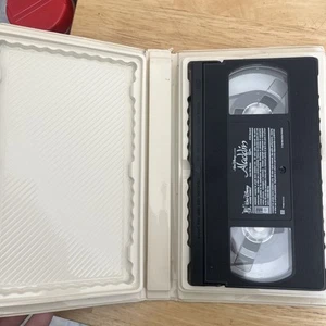 Walt Disney's Aladdin VHS Tape RARE Black Diamond Classic #1662 ! - Picture 1 of 2