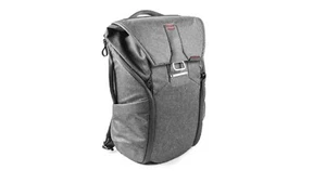 Peak Design Everyday Backpack (30L, Charcoal) Sealed Brand New!!! - Picture 1 of 7