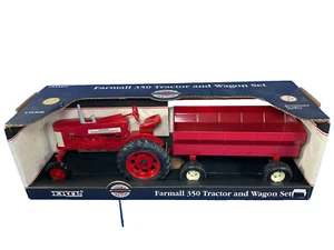 Vintage ERTL 1993 Mccormick Farmall 350 Tractor w/ Wagon, #4606, 1/16 Scale, NIB - Picture 1 of 9