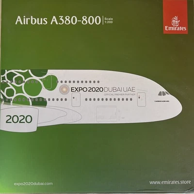 GEMINI JETS 1:200 scale EMIRATES AIRBUS A380 GREEN EXPO 2020 G2UAE774 A6-EEW - Image 1 of 4