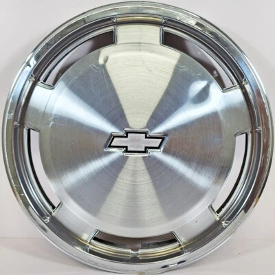 Una camioneta Chevrolet Astro 1985-1990 # 3163 tapacubos cubierta de rueda de 15" # 14074879 usada Foto 1 de 4