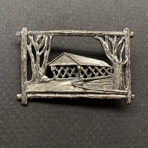 Vintage Silber Anstecknadel Brosche überdachte Brücke Land Bäume Landschaft - Bild 1 von 2