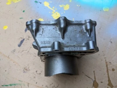 Jarra de cilindro de motor trasero Suzuki SV650 2003-2009 03-09 SV650S OEM Foto 1 de 4