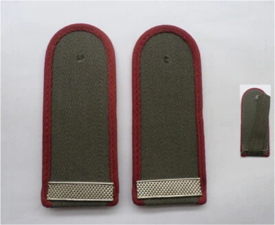 DDR STASI Staatssicherheit Schulterstücke für Uniform Gefreiter ( Metallbalken) - Bild 1 von 2