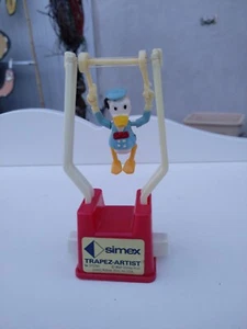 Simex Trapez Artist Nr. 373700 Donald Duck USA 1977 good condition and working - Bild 1 von 4