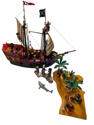 Playmobil Pirate Ship 3940 Set Pirates Lair Extras Vintage INCOMPLETE Spare READ - Image 1 of 4