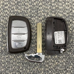 Used HYUNDAI Shell Replacment Case OEM 4 Button - No Electronics - W/ New Key - Picture 1 of 7