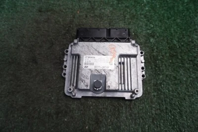 2016 2017 HYUNDAI TUCSON 1.6L Engine Computer Control Module OEM ECM 391752BTA0 - Image 1 of 4