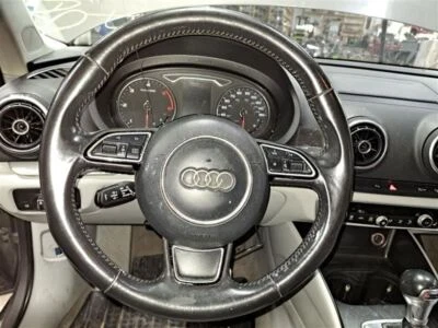 Volante 2015 A3 Audi Sku#3980152 Foto 1 de 4