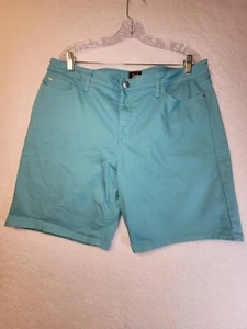 Lee Bay Blue Jean Shorts 18 M Mid Rise Burmuda Shorts - Picture 1 of 17