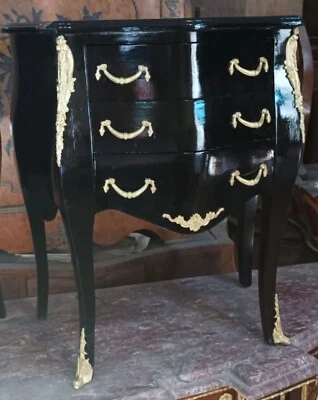 CHEVET TABLE NUIT COMMODE STYLE LOUIS XV BOIS MASSIF 3 TIROIRS D'UN CHATEAU À BX - Photo 1/4