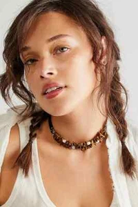 Free People Surfer girl beaded Collar NWT $ 30 - Picture 1 of 14