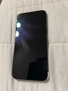Ecran iPhone 15 Pro Max - Ecran d'origine OEM. zéro rayure grade A+ - Photo 1 sur 4
