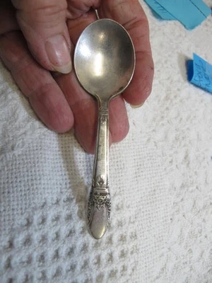 Cuchara infantil antigua plateada 1847 Rogers First Love 1937-73 Foto 1 de 2