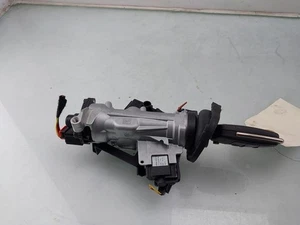 CERRADURA DE ENCENDIDO + LLAVE INTERRUPTOR DE ENCENDIDO + LLAVE 2023 1K0905851D / 5Q1905865A - Imagen 1 de 6