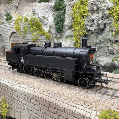 Locomotive à vapeur 354.1, I22, CSD, Ep. III - ROCO 7100026 - HO 1/87 - Photo 1/4