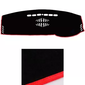 Dash Mat Cover w/ Red Stripe Line Edge for 2017 ~ 2020 Range Rover Discovery 5 - Imagen 1 de 5