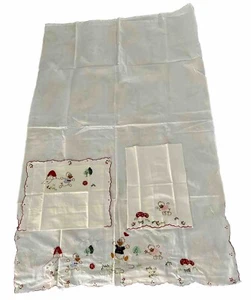Vintage Baby Hand Embroidered Sheet Bed Cover and Pillowcase - Duckies - Picture 1 of 1