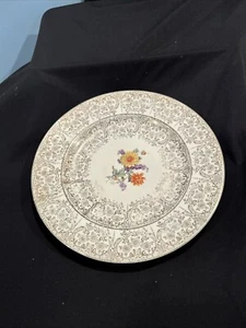 Vintage White & Gold Royal China Warranted 22 kt Gold Plate 10” Bouquet - Picture 1 of 6