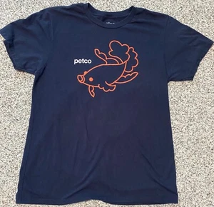 Petco Employee KOI Fish Graphic T-shirt Navy Blue Short Sleeve Pet Store LARGE - Bild 1 von 3