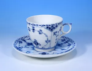 Royal Copenhagen "Musselmalet Halbspitze" kl. Kaffeetasse & Untere 719 1.Wahl - Bild 1 von 3