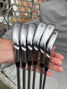 PING I230 irons 5 to pw. regular shafts. - Picture 1 of 9