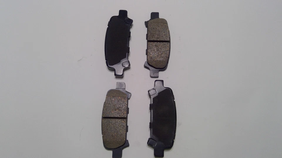 KIT DE PASTILLAS DE FRENO PARA SUBARU LEGACY OUTBACK 1998-2009 AD0770 - NUEVO OEM AD0770 Foto 1 de 1