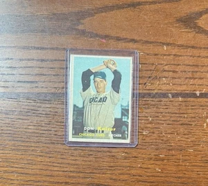 1957 Topps - Don Kaiser #134 EX-MT, SENZA PIEGHE, CUCCIOLI DI CHICAGO, SPEDIZIONE COMBINATA - Foto 1 di 2